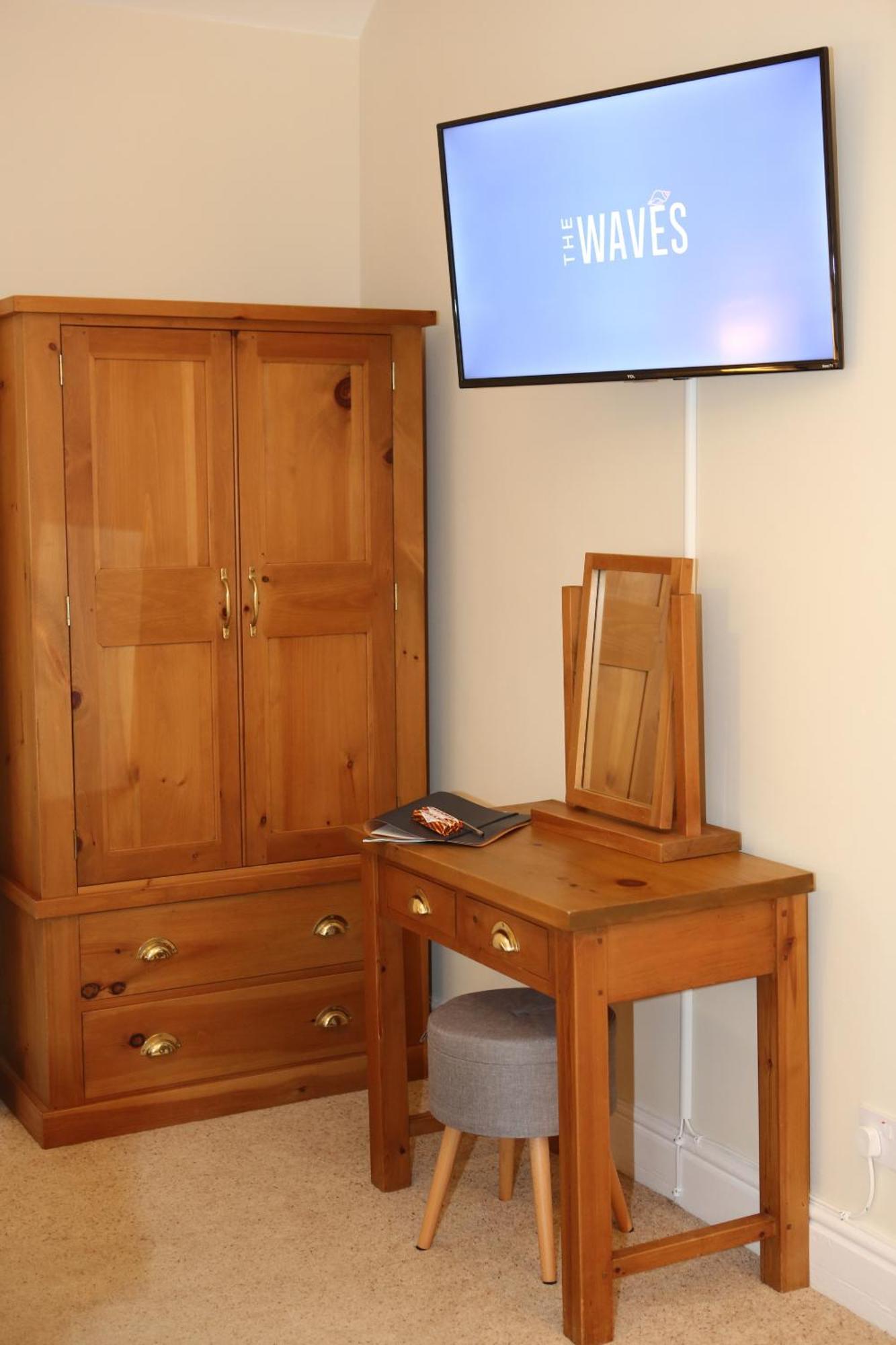 The Waves: Yorkshire Coast Bed & Breakfast