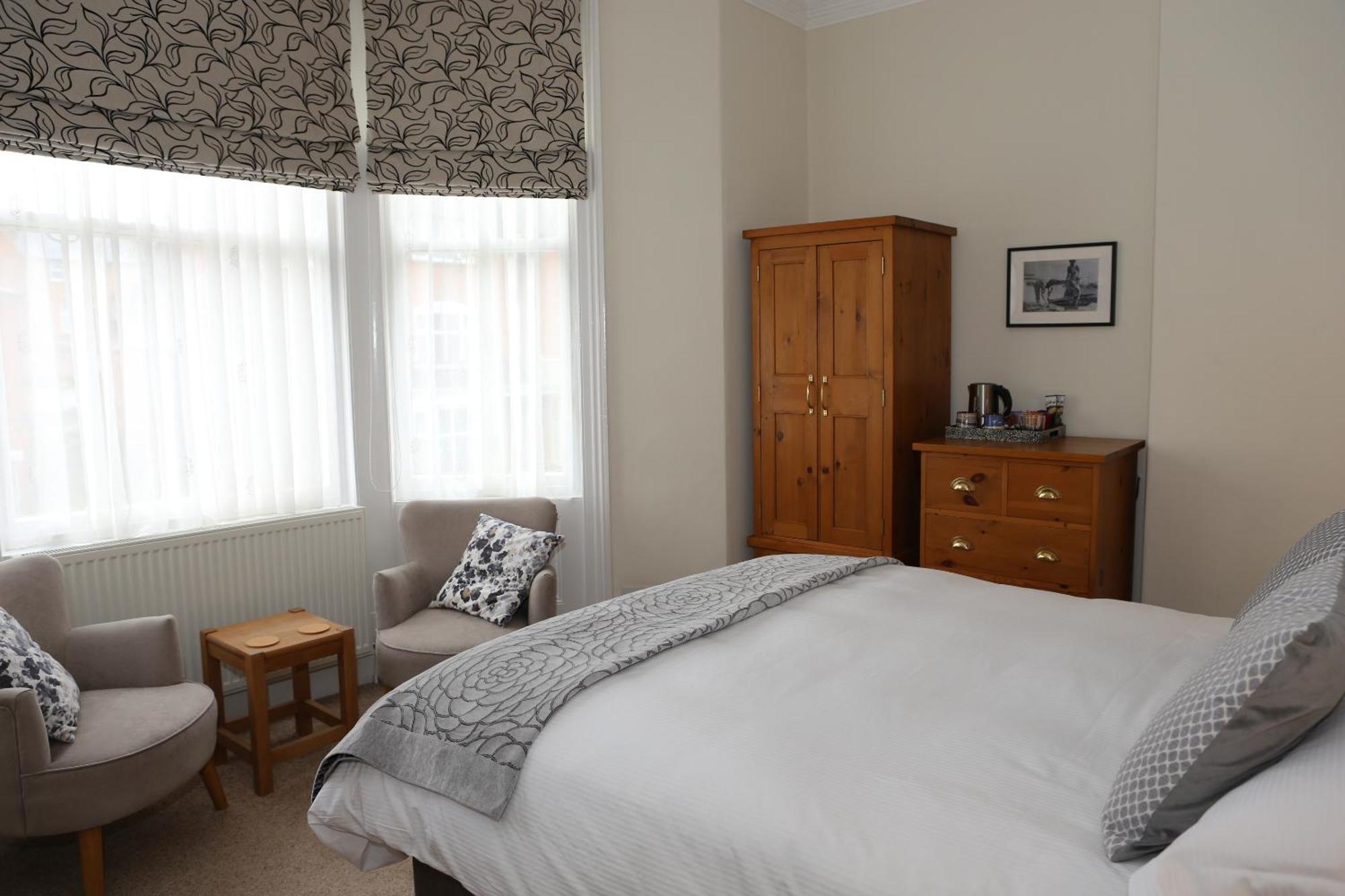 The Waves: Yorkshire Coast Bed & Breakfast 4*